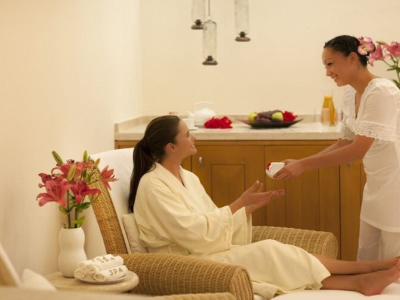 Mở Spa c&oacute; cần chứng chỉ h&agrave;nh nghề kh&ocirc;ng? Quy định cụ thể?