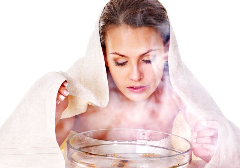 Cách xông hơi trẻ hóa da mặt 